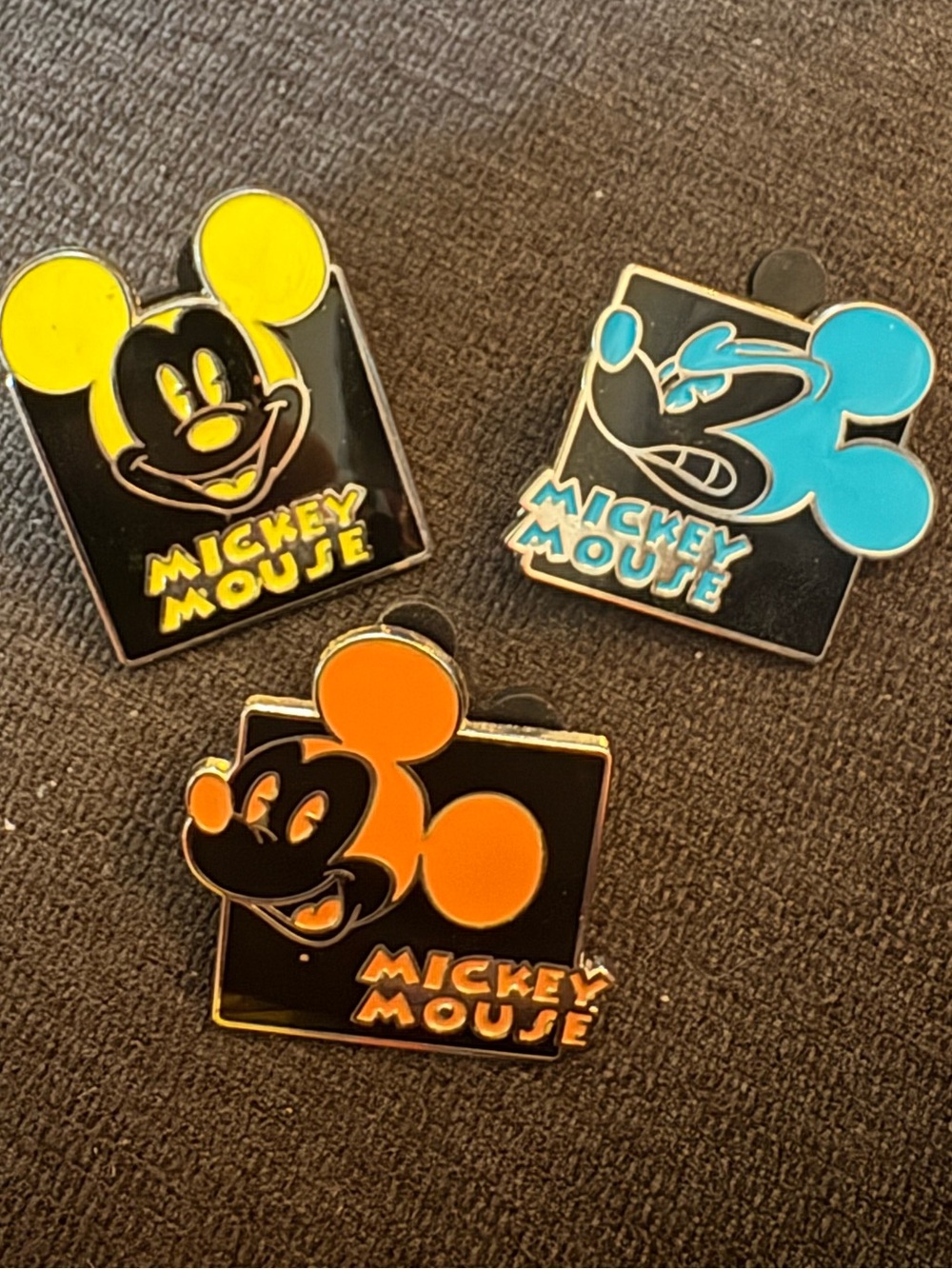 Mickey Mouse Expressions Mystery Enamel Pin Set